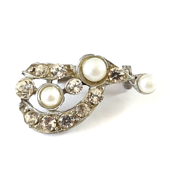 Vintage | Classy Pearl Crystal Pin